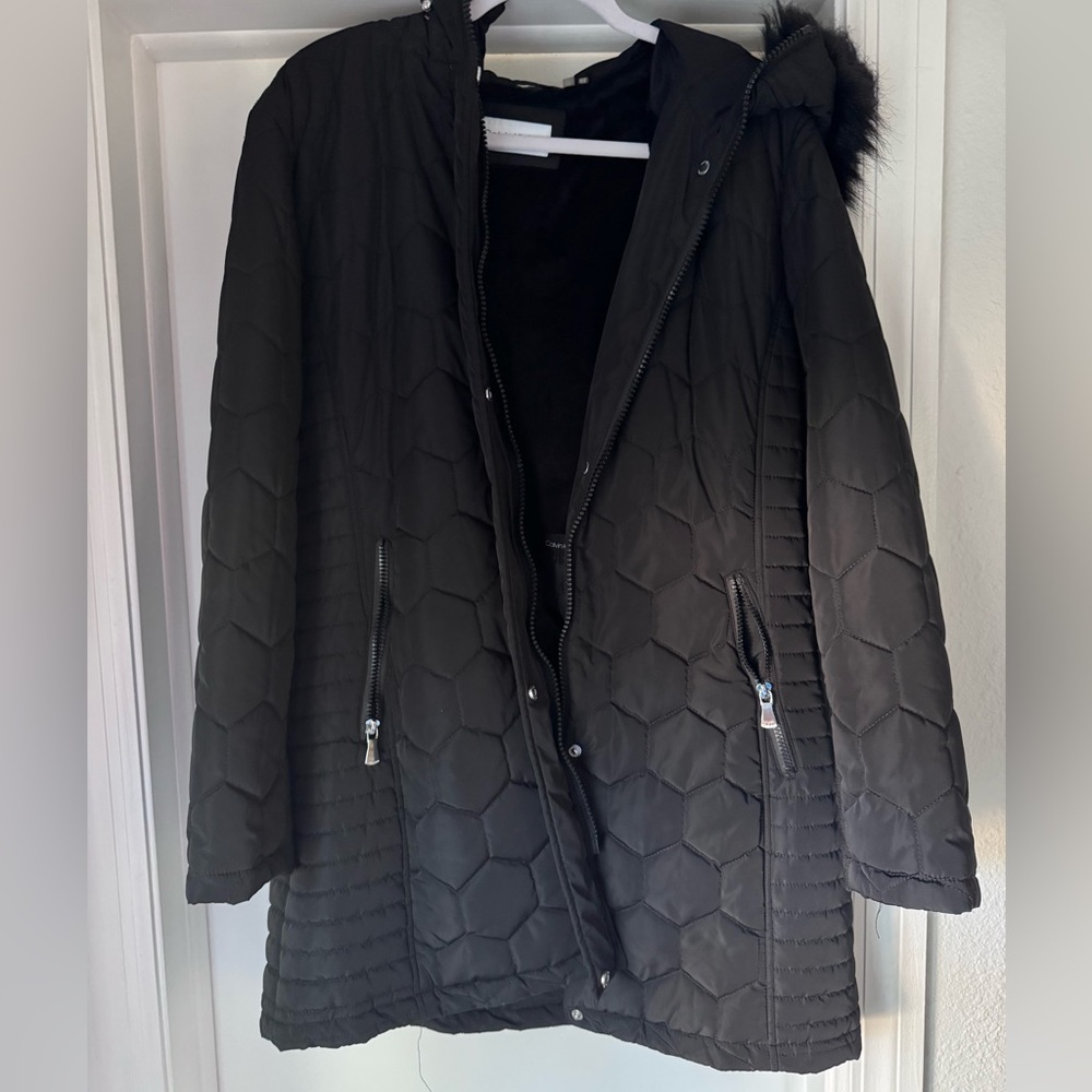 Calvin Klein Women's Black Quilted Jacket with faux fur